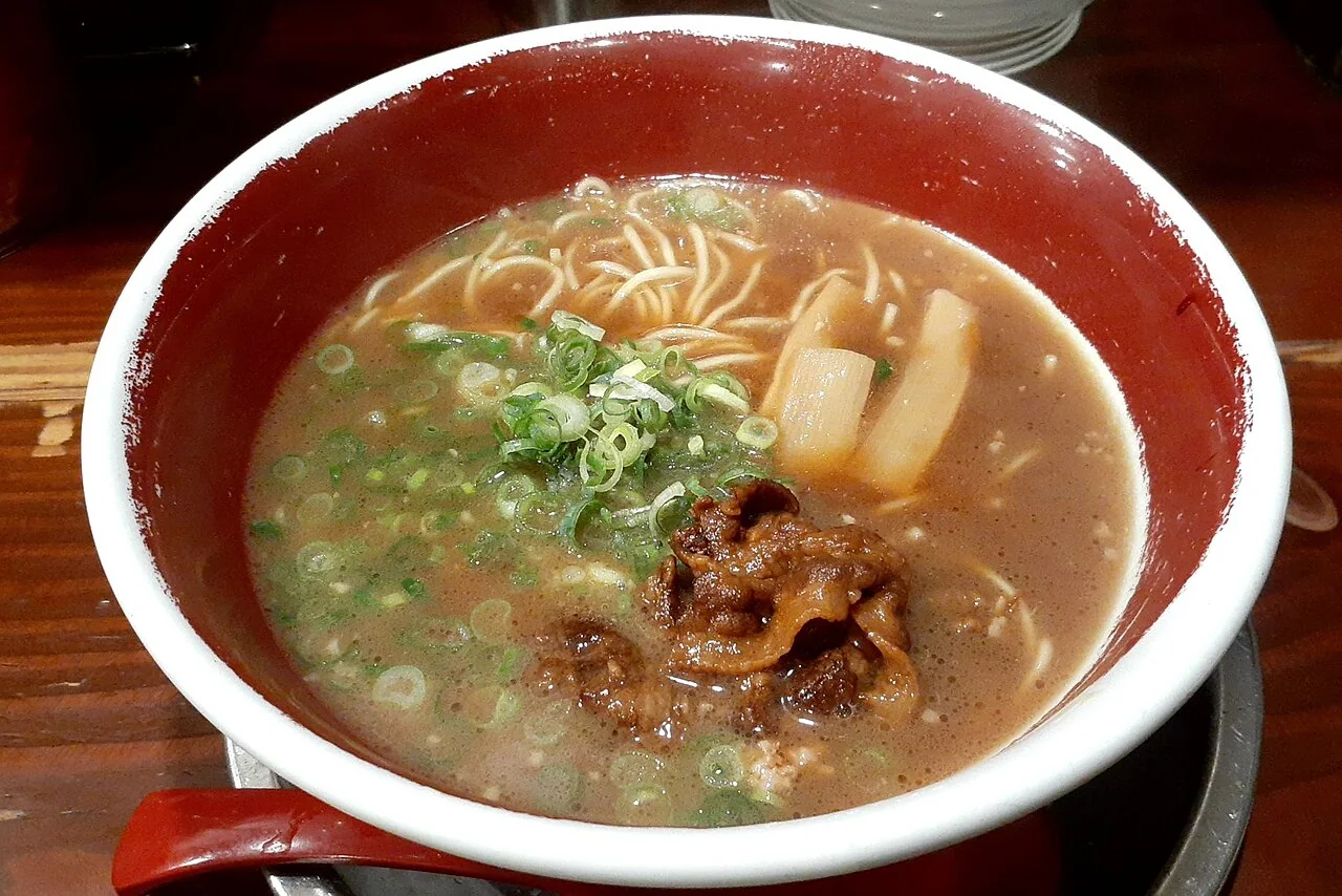 Tigela de ramen no Men-Oh, em Tokushima.